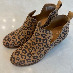 Toms Leopard Print Ankle Boots